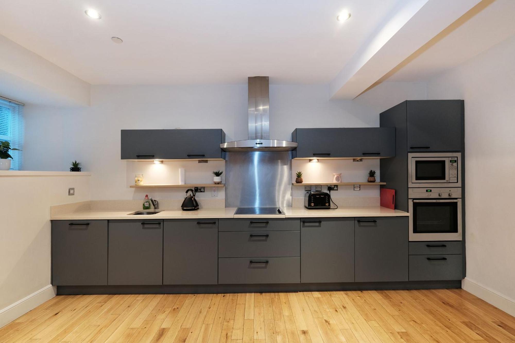 One Of A Kind Historic 3 Bedroom Apartment แอเบอร์ดีน ภายนอก รูปภาพ